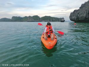 เกาะเขาใหญ่ ปราสาทหินพันยอด