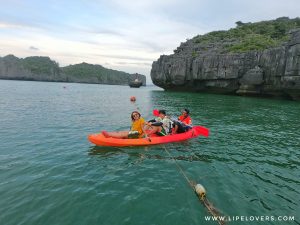เกาะเขาใหญ่ ปราสาทหินพันยอด