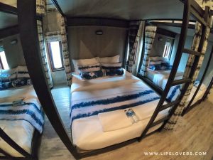 The Chic เตียงคู่ห้องรวม