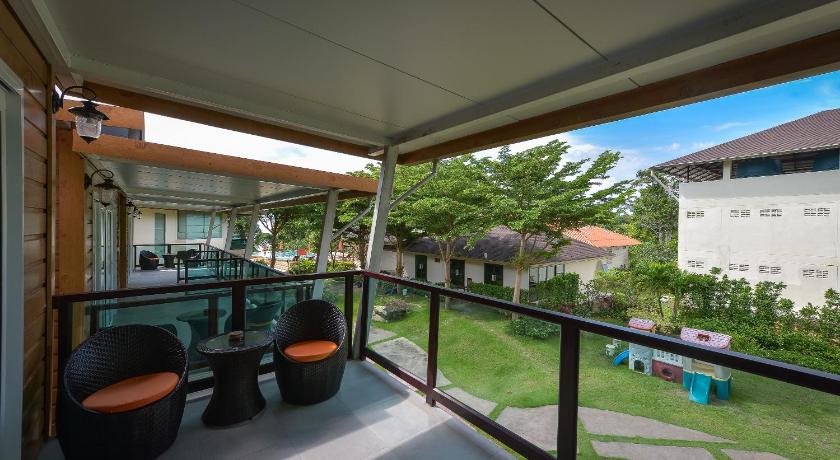 Superior Garden view