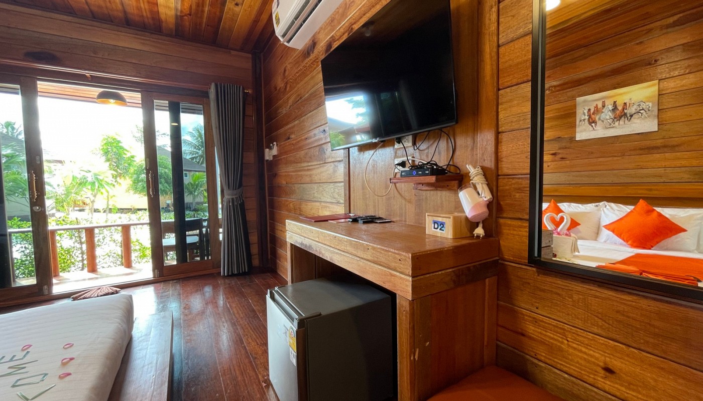Superior Grand Room Thumbnail 3