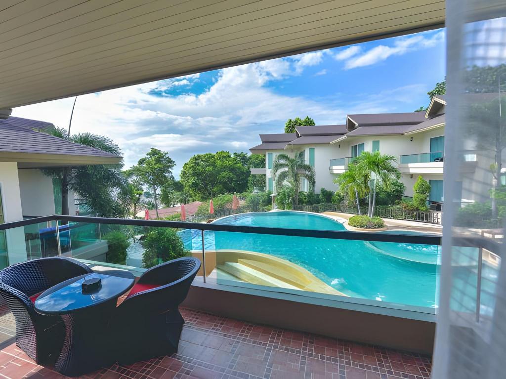Superior pool view