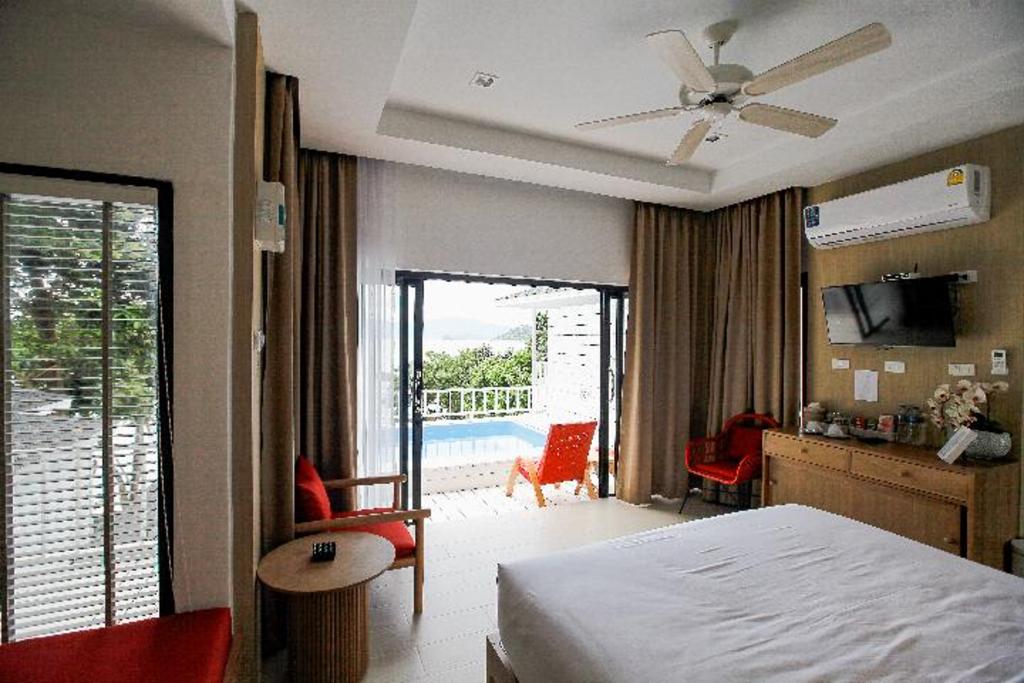 Honeymoon Ocean View Thumbnail 2