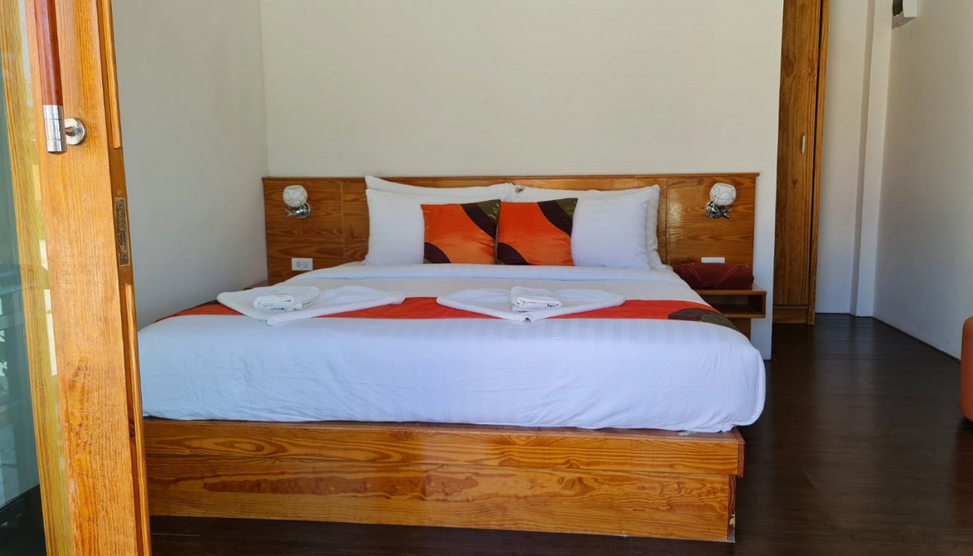 Superior Bungalow Thumbnail 2